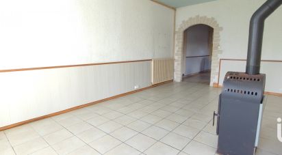 Village house 4 rooms of 81 m² in Vallet (44330)