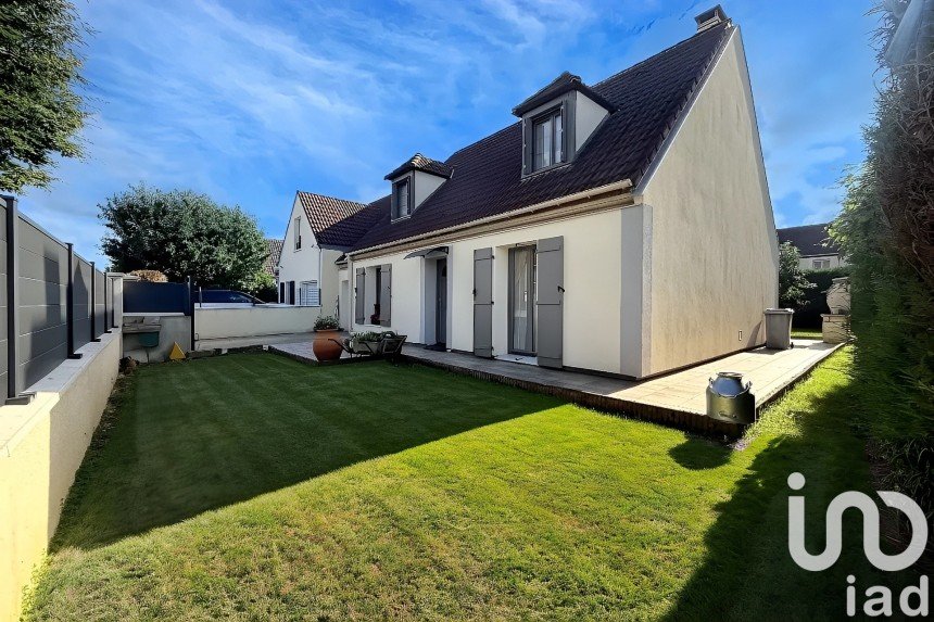 Maison 7 pièces de 124 m² à Roissy-en-Brie (77680)