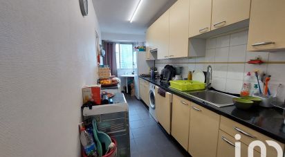 Apartment 4 rooms of 82 m² in Courbevoie (92400)