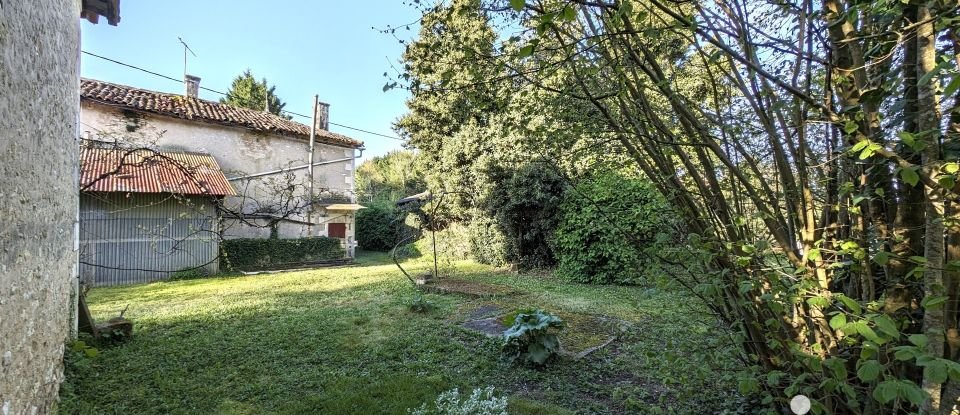 Barn conversion 6 rooms of 145 m² in Mignaloux-Beauvoir (86550)