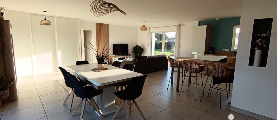 Maison 5 pièces de 116 m² à Thouars (79100)