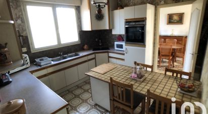 House 6 rooms of 152 m² in Gujan-Mestras (33470)