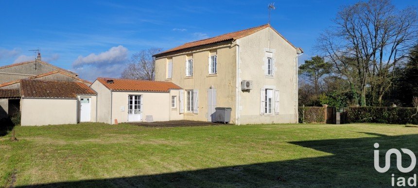 Maison 6 pièces de 180 m² à Monsireigne (85110)