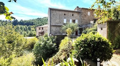 Maison de campagne 5 pièces de 105 m² à Rocles (07110)