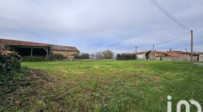 Maison de village 3 pièces de 50 m² à Genouillé (86250)