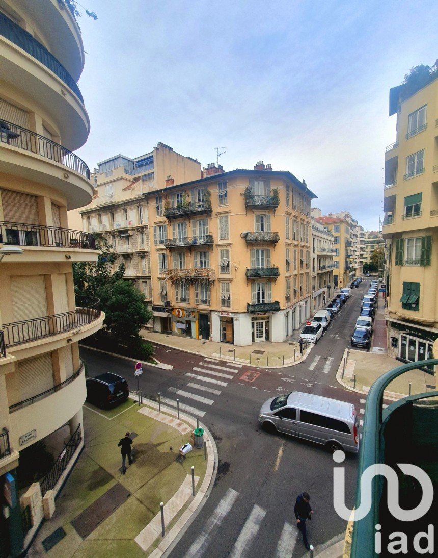 Appartement 2 pièces de 45 m² à Nice (06000)