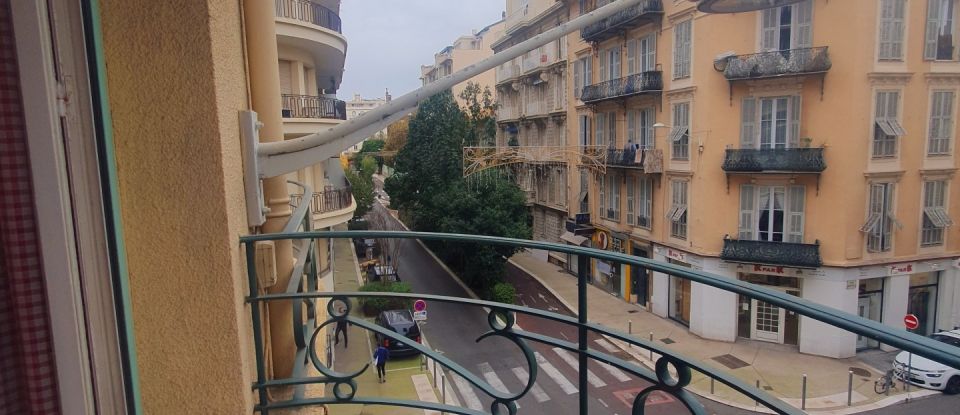 Appartement 2 pièces de 45 m² à Nice (06000)