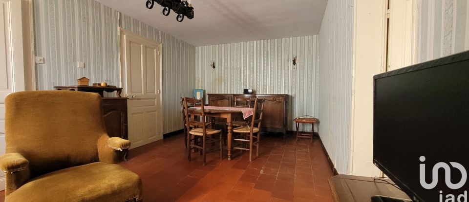 House 4 rooms of 75 m² in Lantan (18130)