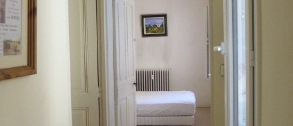 Apartment 2 rooms of 53 m² in Avignon (84000)