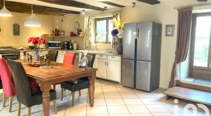 House 7 rooms of 210 m² in Saint-Guen (22530)