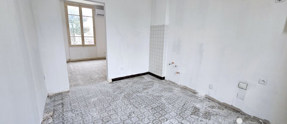 Maison traditionnelle 5 pièces de 80 m² à Charmoy (89400)