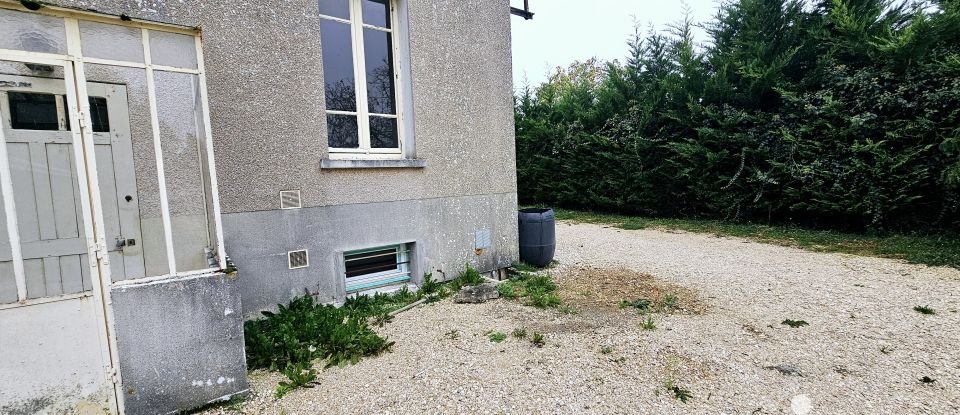 Maison traditionnelle 5 pièces de 80 m² à Charmoy (89400)