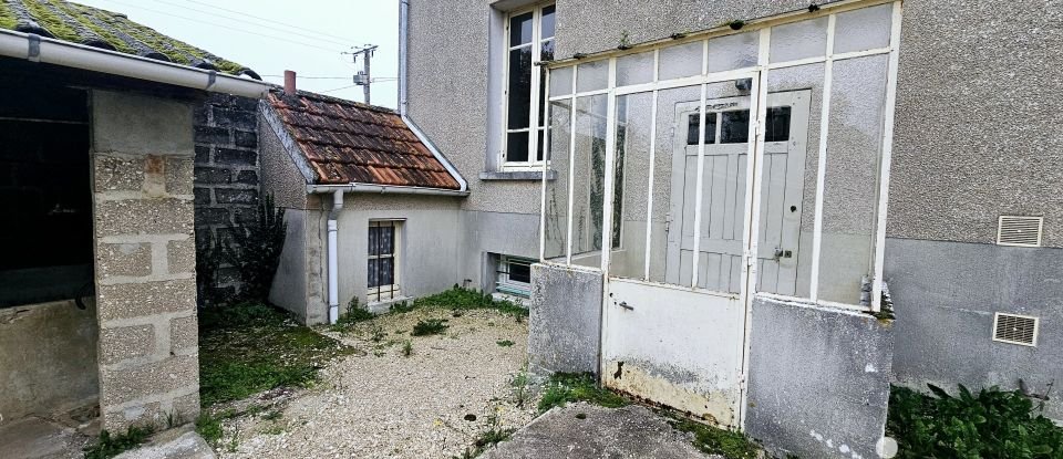 Maison traditionnelle 5 pièces de 80 m² à Charmoy (89400)