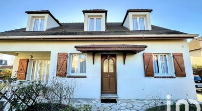 Traditional house 9 rooms of 172 m² in Saint-Prix (95390)