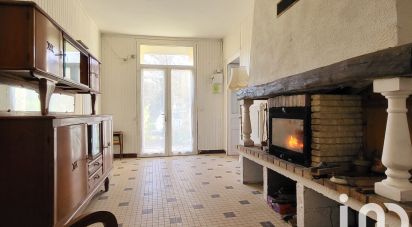 House 5 rooms of 136 m² in Jau-Dignac-et-Loirac (33590)