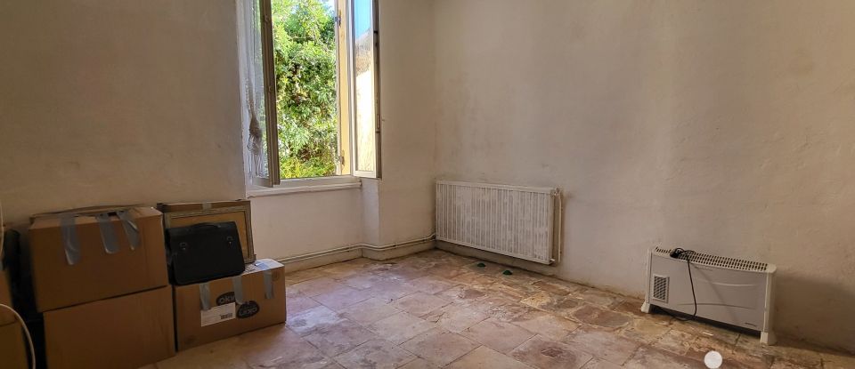 House 5 rooms of 136 m² in Jau-Dignac-et-Loirac (33590)