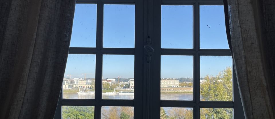 Appartement 2 pièces de 46 m² à Bordeaux (33000)