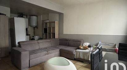 Studio 1 room of 29 m² in Montfermeil (93370)