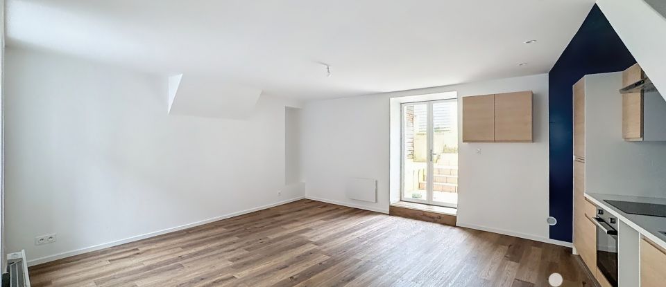 Town house 3 rooms of 56 m² in Saint-Méen-le-Grand (35290)