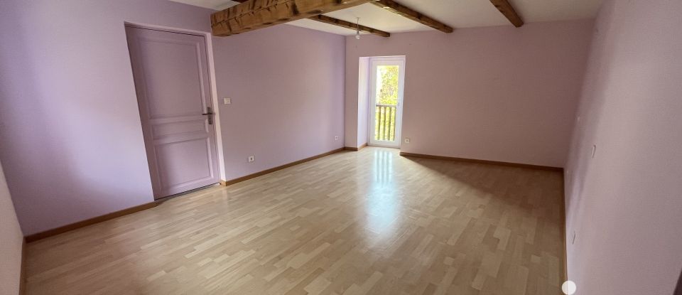 Maison de campagne 8 pièces de 236 m² à Lussas (07170)