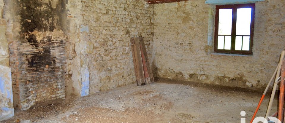 Country house 6 rooms of 77 m² in Brigueil-le-Chantre (86290)