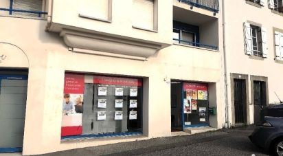 Commercial walls of 29 m² in Quimper (29000)