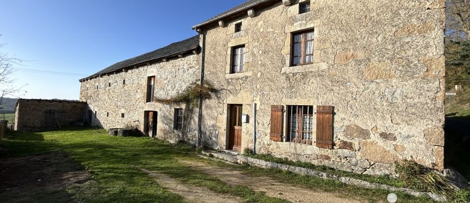 Maison de village 6 pièces de 96 m² à Saint-Léger-du-Malzieu (48140)