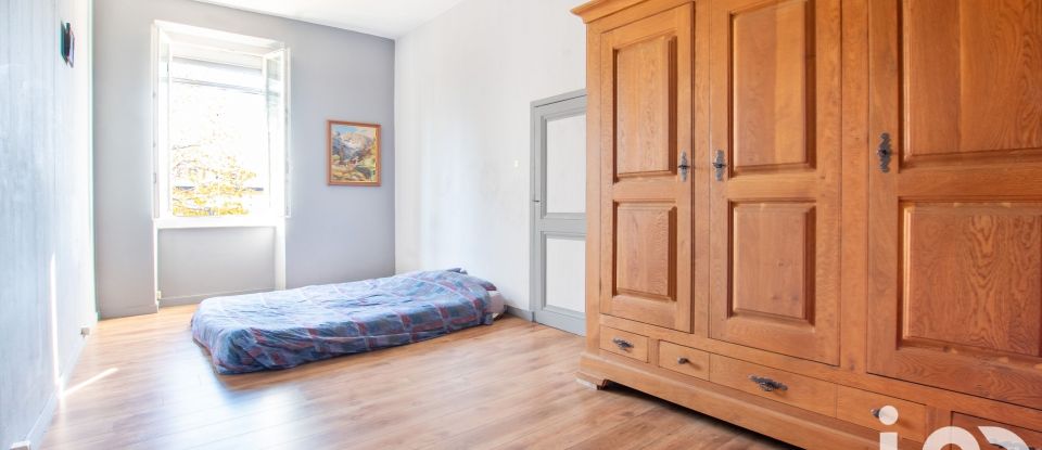 Maison 6 pièces de 139 m² à Vénissieux (69200)