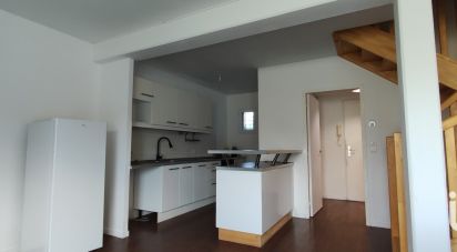 Duplex 3 rooms of 71 m² in La Rochelle (17000)