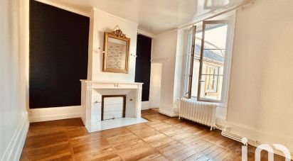 Town house 7 rooms of 147 m² in Blois (41000)