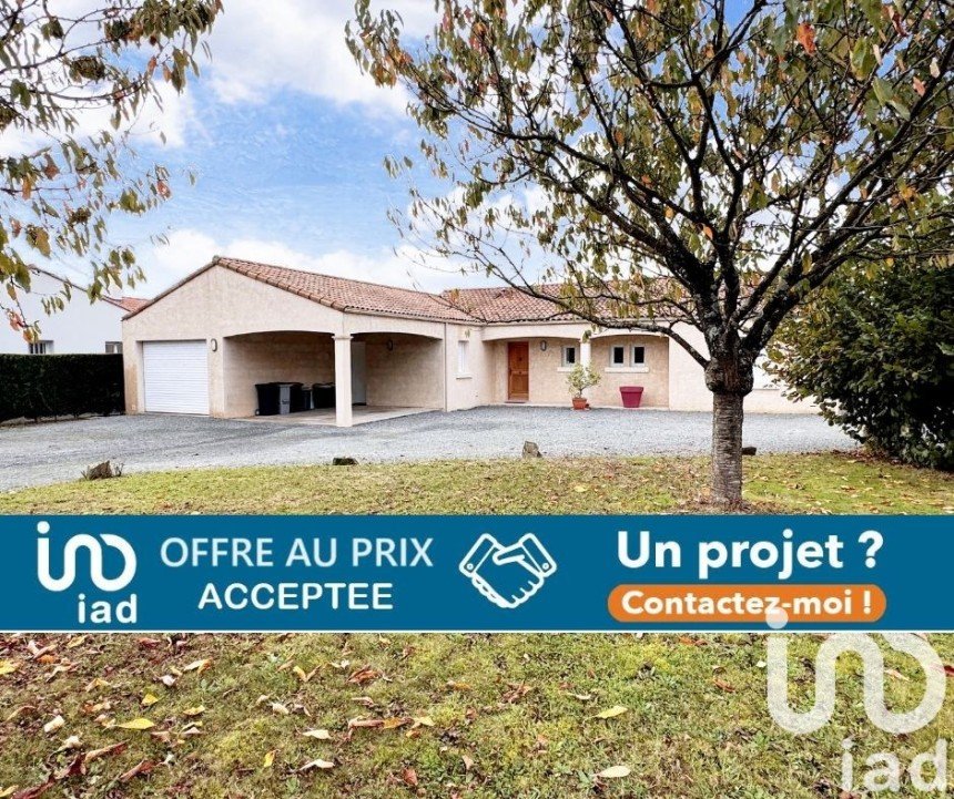 House 5 rooms of 131 m² in La Châtaigneraie (85120)