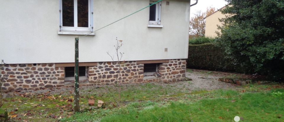 Maison 3 pièces de 75 m² à Sillé-le-Guillaume (72140)