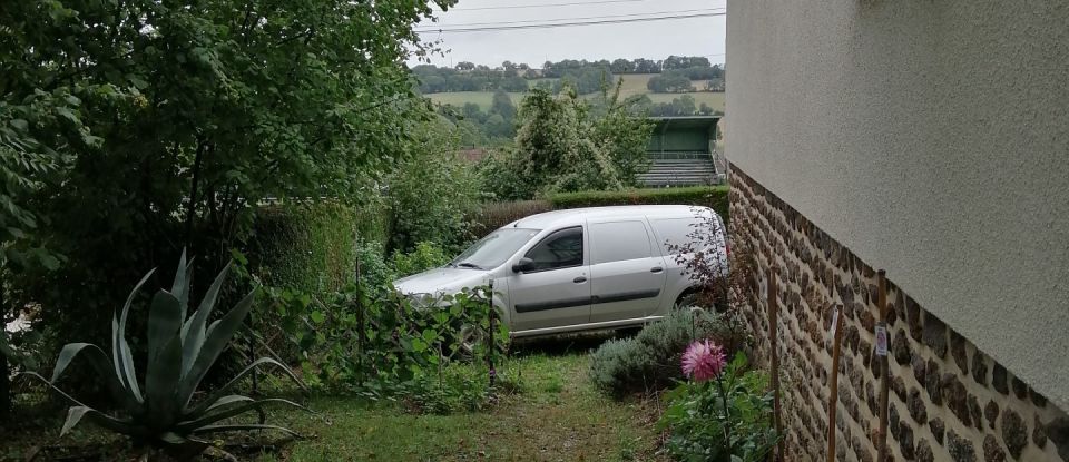 Maison 3 pièces de 75 m² à Sillé-le-Guillaume (72140)