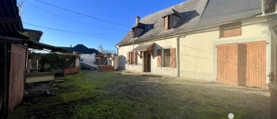 Village house 5 rooms of 100 m² in Tarbes (65000)