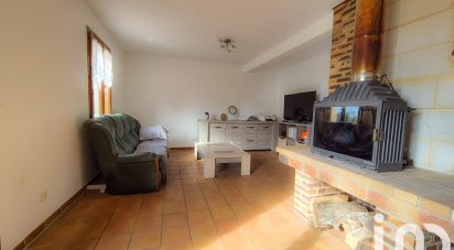 House 4 rooms of 107 m² in Fresne-Léguillon (60240)