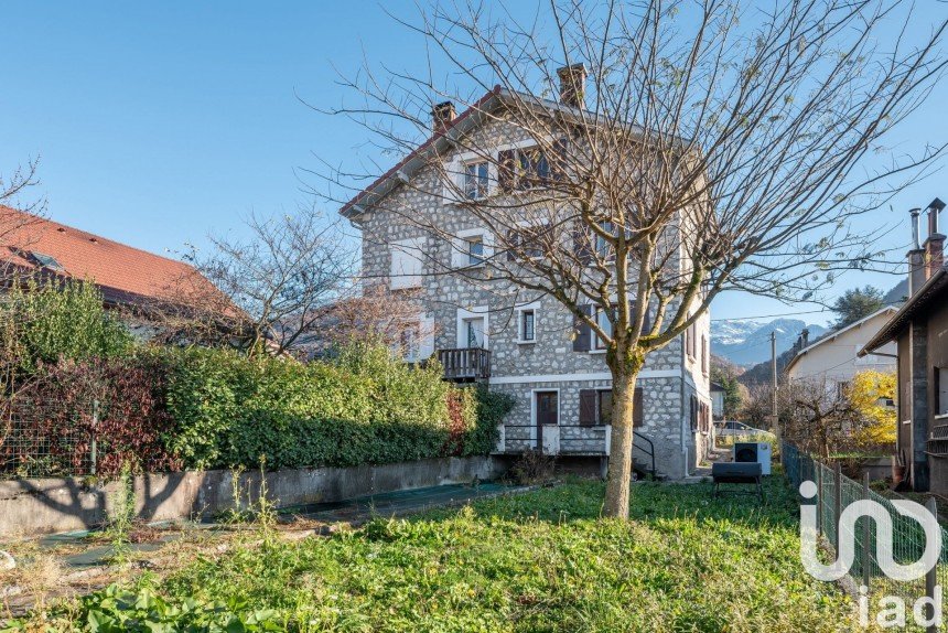 Maison 5 pièces de 125 m² à Domène (38420)