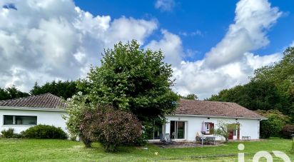 Maison traditionnelle 6 pièces de 225 m² à Angresse (40150)