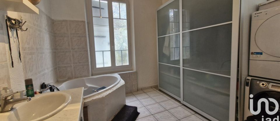 Appartement 3 pièces de 71 m² à Toulon (83200)