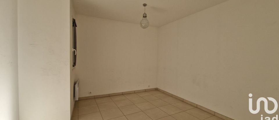 Appartement 5 pièces de 100 m² à Ève (60330)