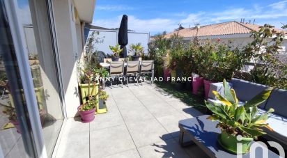 Apartment 3 rooms of 61 m² in Six-Fours-les-Plages (83140)