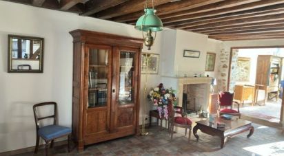 House 6 rooms of 160 m² in Briis-sous-Forges (91640)