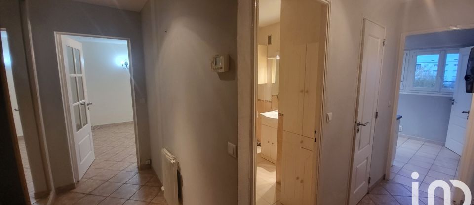 Apartment 4 rooms of 76 m² in Saint-Jean-de-la-Ruelle (45140)