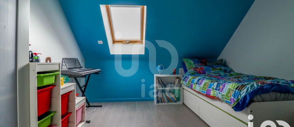 Maison 7 pièces de 164 m² à Charpont (28500)