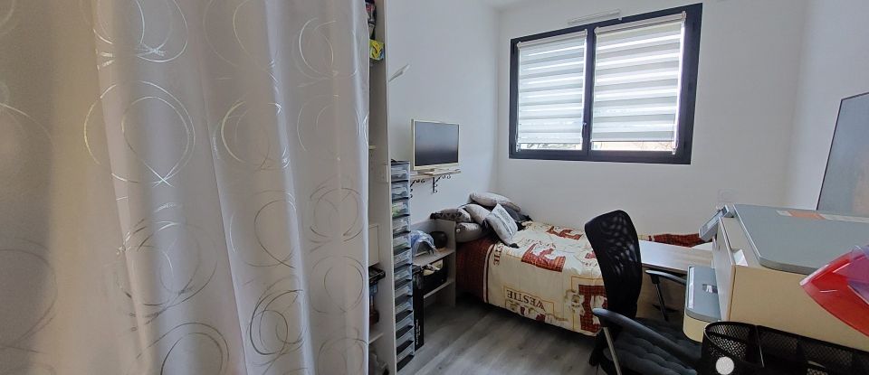 Maison 5 pièces de 93 m² à Les Sorinières (44840)