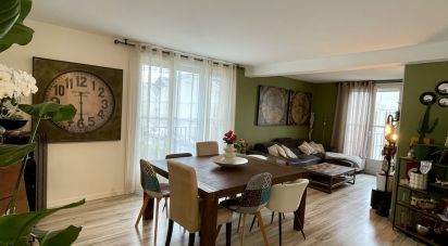 Apartment 4 rooms of 74 m² in Reims (51100)