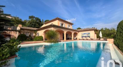 Traditional house 8 rooms of 235 m² in Sainte-Maxime (83120)