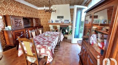 Traditional house 5 rooms of 107 m² in Port-Sainte-Foy-et-Ponchapt (33220)