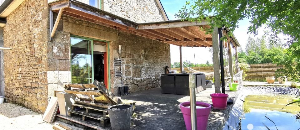 House 7 rooms of 157 m² in Parigné (35133)