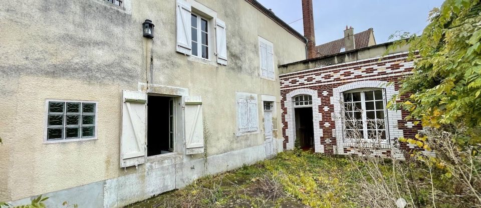 Maison de ville 10 pièces de 190 m² à Éguzon-Chantôme (36270)