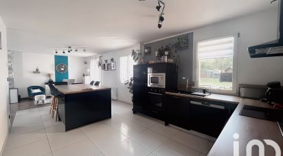 Maison traditionnelle 6 pièces de 160 m² à Freneuse (78840)